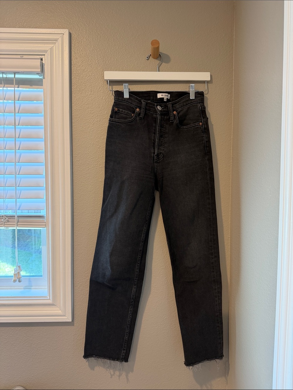 Re/Done Women's Straight Leg Jeans in Black Wash